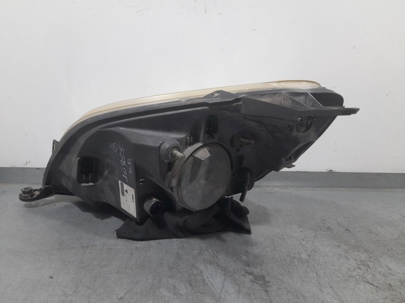 Recambio de faro derecho para citroën nemo monospace 1.4 hdi referencia OEM IAM 1353205080  