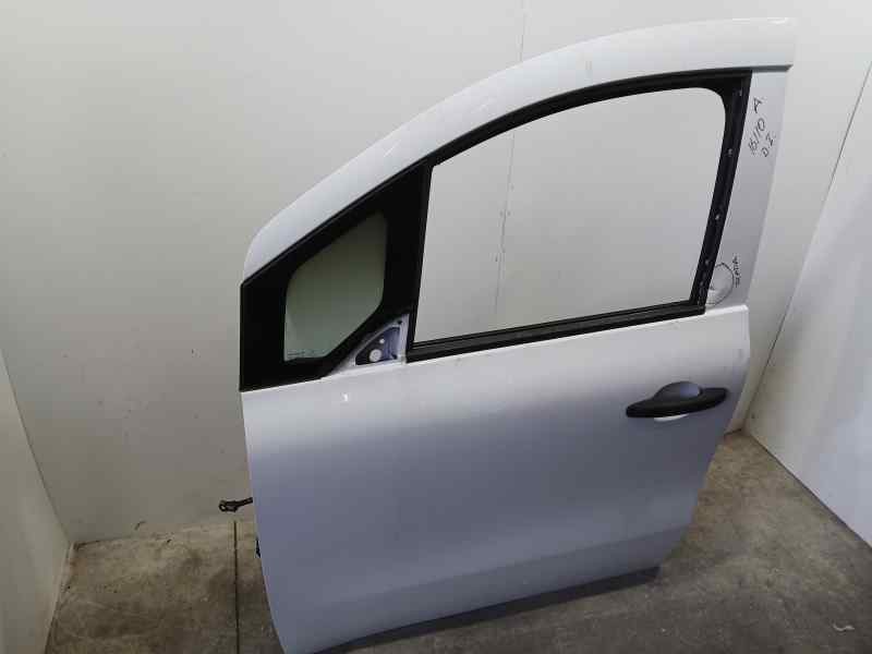 Recambio de puerta delantera izquierda para nissan towstar acenta referencia OEM IAM 8010100Q1H  TOCADA SIN CRISTAL