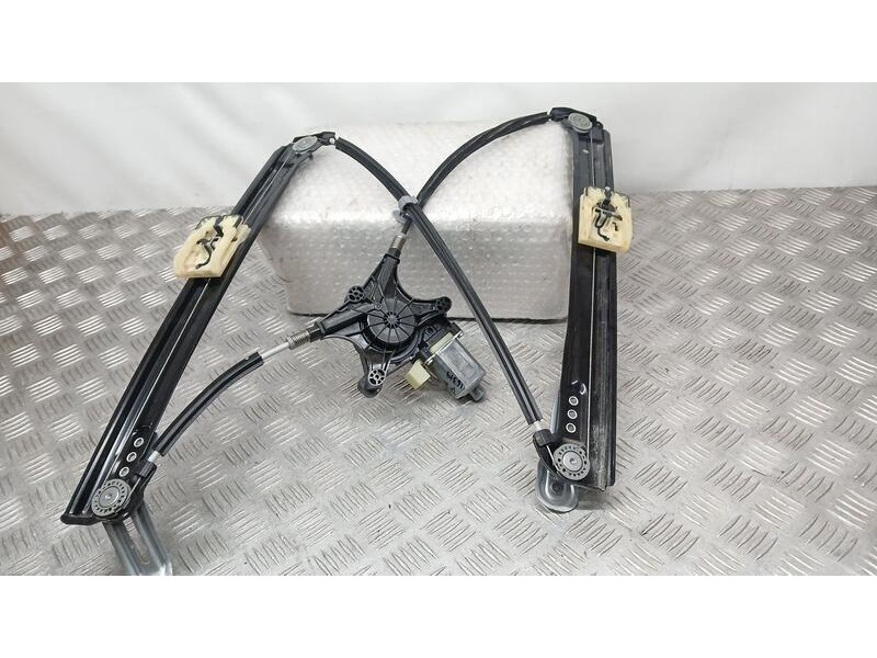 Recambio de elevalunas delantero izquierdo para seat ateca (kh7) xperience referencia OEM IAM 575837461A ELECTRICO 2 PINS 
