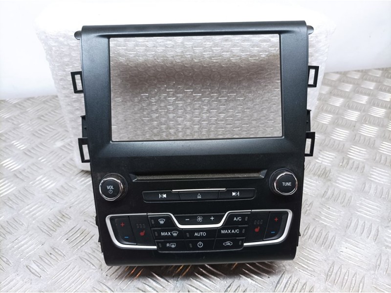 Recambio de mando climatizador para ford mondeo lim. hybrid titanium referencia OEM IAM HS7T18E245CEC  