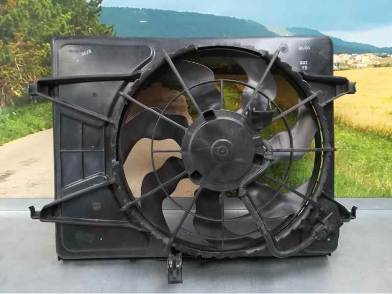 Recambio de electroventilador para hyundai i30 comfort referencia OEM IAM B105AP6AB01 5YY0288 HCC