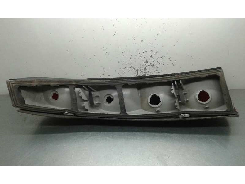 Recambio de piloto trasero derecho para pontiac trans sport referencia OEM IAM   