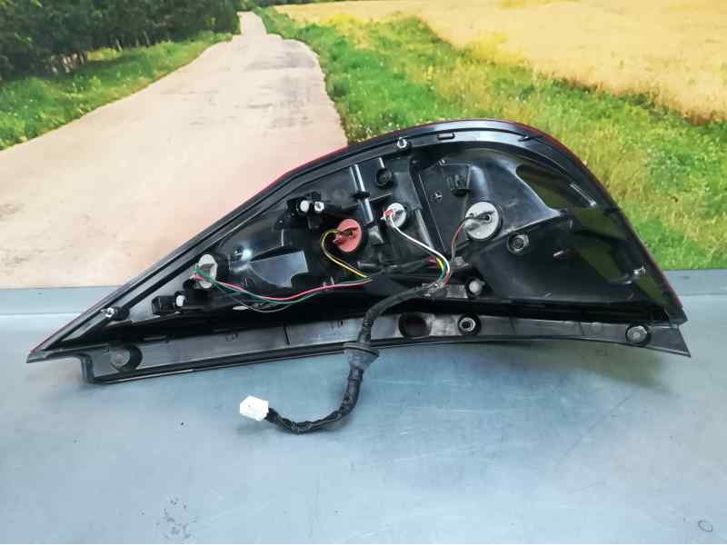 Recambio de piloto trasero izquierdo para hyundai i30 comfort referencia OEM IAM 924012R0  TOCADO