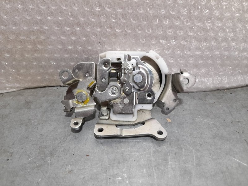 Recambio de cerradura puerta corredera derecha para dacia dokker ambiance referencia OEM IAM 825087319R  