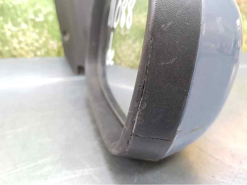 Recambio de retrovisor derecho para renault scenic ii authentique referencia OEM IAM  TOCADO VER FOTOS ELECTRICO