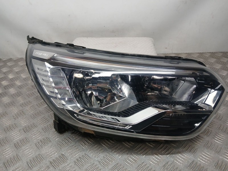 Recambio de faro derecho para renault express furgoneta/monovolumen 1.5 blue dci 95 (f6ab) referencia OEM IAM 260105660R ROZADO 