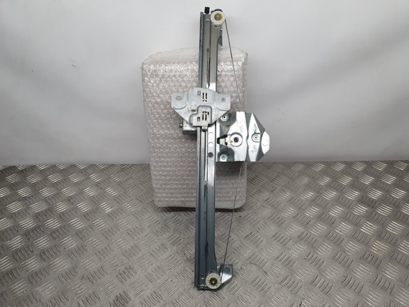 Recambio de elevalunas delantero derecho para dacia dokker ambiance referencia OEM IAM SIN REF  ELECTRICO 2 PINES