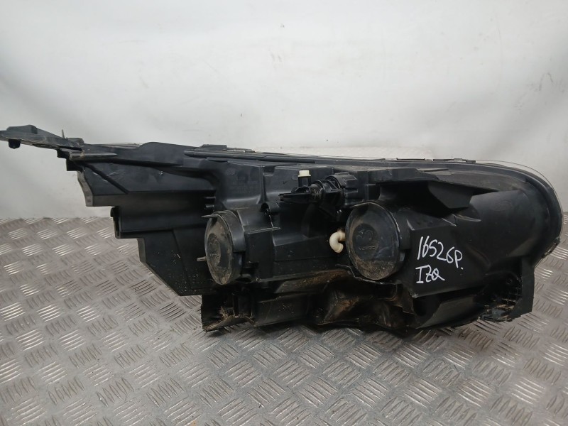 Recambio de faro izquierdo para renault express furgoneta/monovolumen 1.5 blue dci 95 (f6ab) referencia OEM IAM 260600331R  