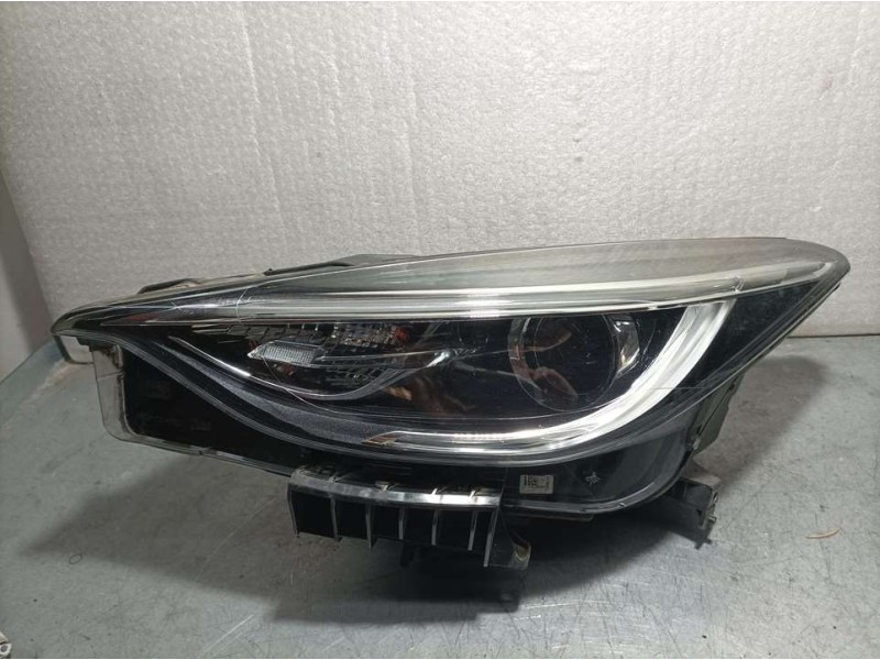 Recambio de faro izquierdo para infiniti q30 1.5d referencia OEM IAM 260605DA5B 90070677 VALEO-PATA ROTA