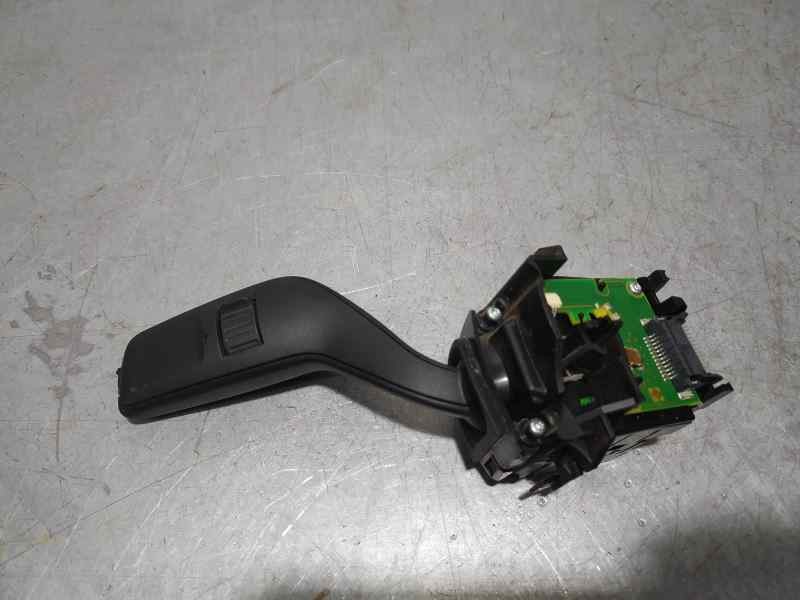 Recambio de mando limpia para ford focus st-line referencia OEM IAM GN1517A553AB  