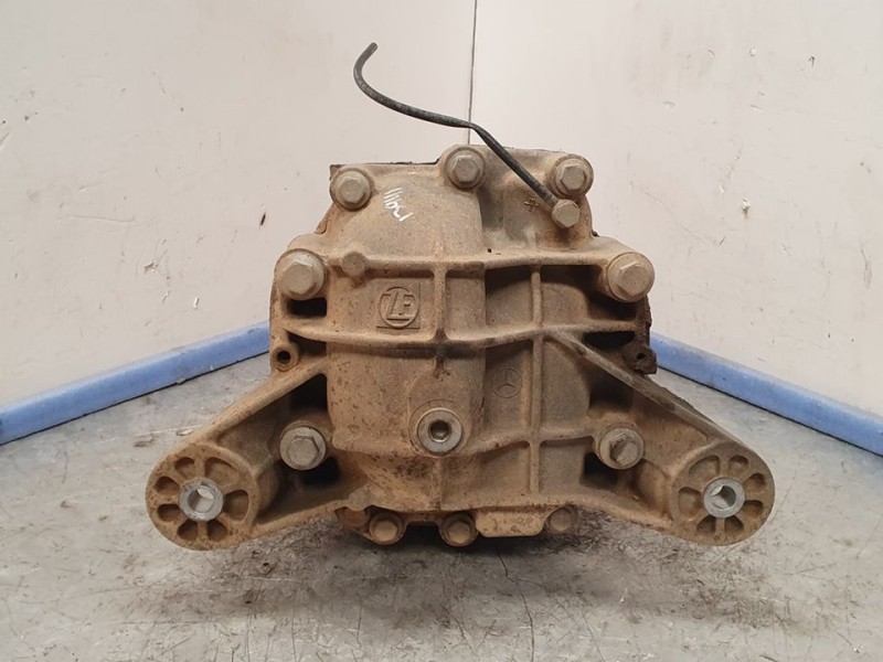 Recambio de diferencial trasero para mercedes-benz clase m (w163) 270 cdi (163.113) referencia OEM IAM A1633500414  