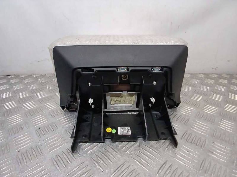 Recambio de sistema navegacion gps para toyota proace city referencia OEM IAM 98345773ZD 35260702 