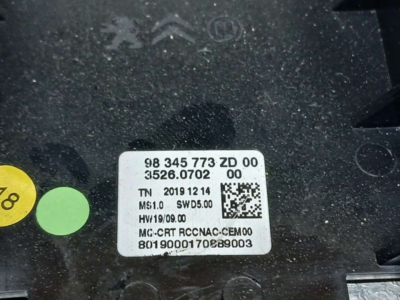 Recambio de sistema navegacion gps para toyota proace city referencia OEM IAM 98345773ZD 35260702 