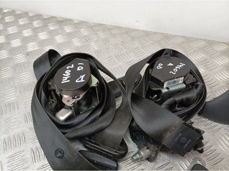 Recambio de kit airbag para dacia dokker ambiance referencia OEM IAM 985701142R  C/ PRETENSORES