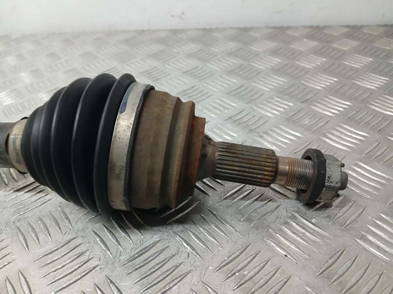 Recambio de transmision delantera derecha para toyota proace city referencia OEM IAM 9806699780  