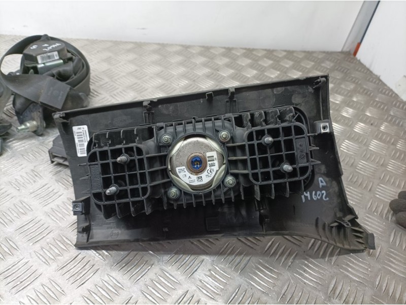 Recambio de kit airbag para dacia dokker ambiance referencia OEM IAM 985701142R  C/ PRETENSORES
