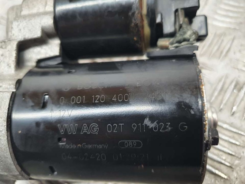Recambio de motor arranque para volkswagen polo (9n1) trendline referencia OEM IAM 02T911023G 0001120400 BOSCH