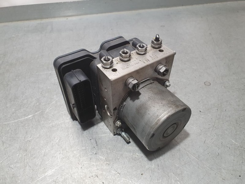 Recambio de abs para volkswagen polo (6r1) 5 puertas referencia OEM IAM 6C0614517G 269642 BOSCH