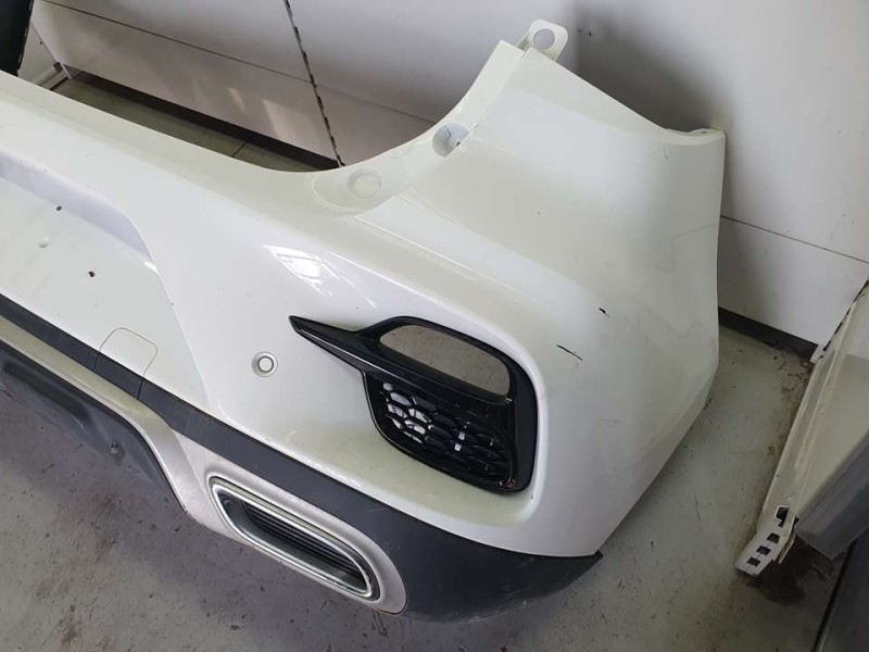 Recambio de paragolpes trasero para mg zs 1.0 t-gdi referencia OEM IAM 10639343  