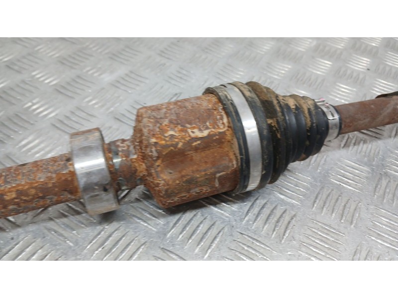 Recambio de transmision delantera derecha para renault express furgoneta/monovolumen 1.5 blue dci 95 (f6ab) referencia OEM IAM 3