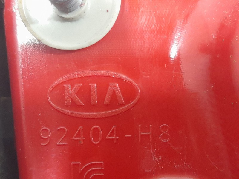 Recambio de piloto trasero derecho para kia rio (yb) hibrid referencia OEM IAM 92404H8 INTERIOR INTERIOR