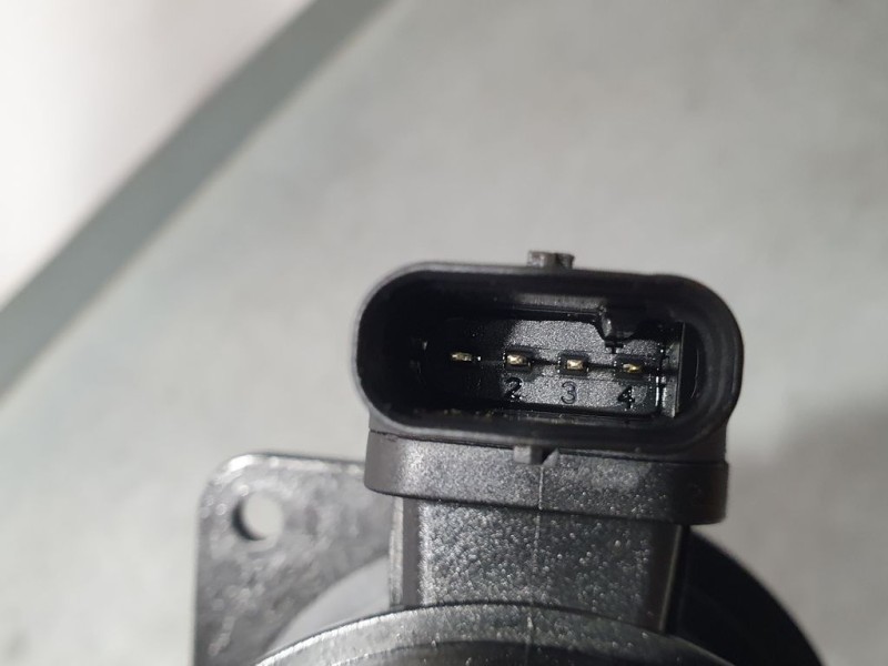 Recambio de caudalimetro para volkswagen polo (6r1) 5 puertas referencia OEM IAM 04L906461B 5WK98102 CONTINENTAL