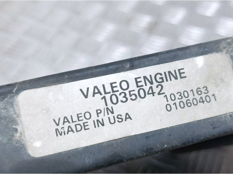 Recambio de intercooler para mercedes-benz clase m (w163) 270 cdi (163.113) referencia OEM IAM 1035042  VALEO