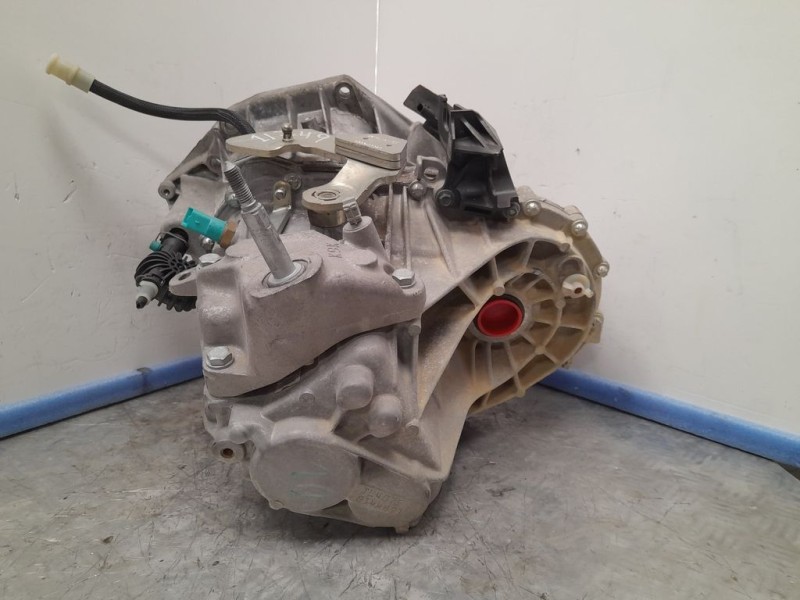 Recambio de caja cambios para dacia duster laureate 4x2 referencia OEM IAM TL4075 B144871 6VELOCIDADES