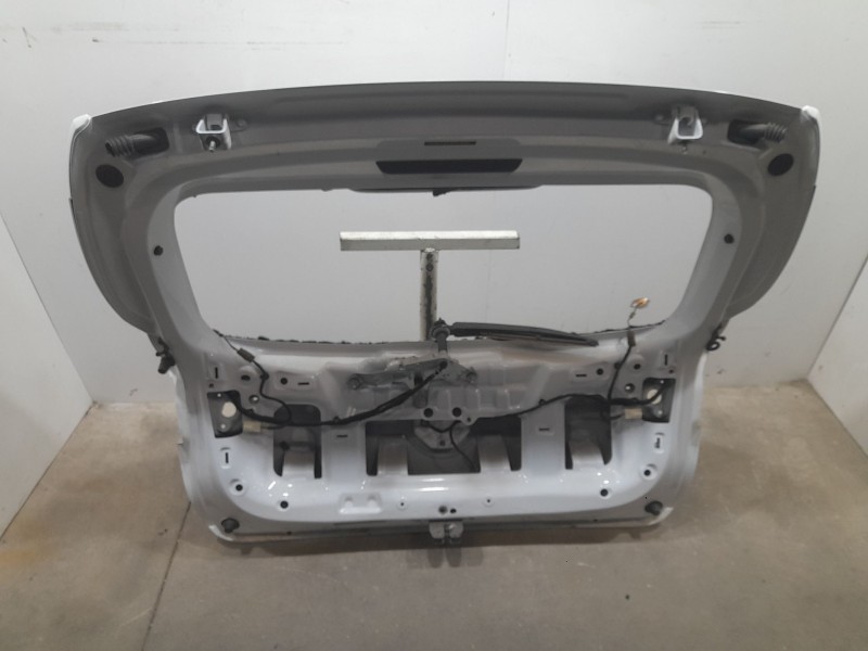 Recambio de porton trasero para mg zs 1.0 t-gdi referencia OEM IAM 10691021SEPP CRISTAL ROTO 