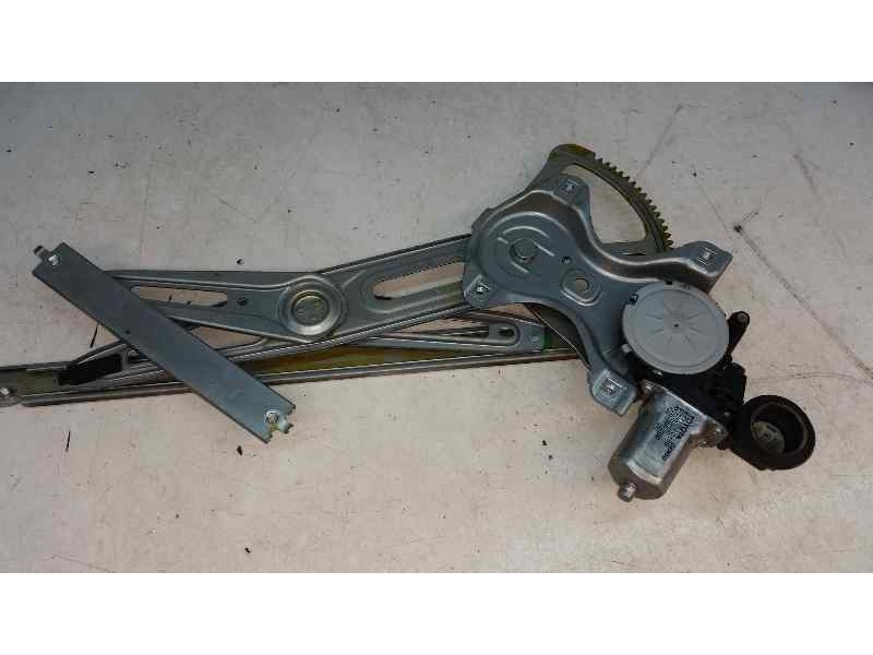 Recambio de elevalunas delantero derecho para toyota yaris (ksp9/scp9/nlp9) básico referencia OEM IAM  6 PINS ELECTRICO