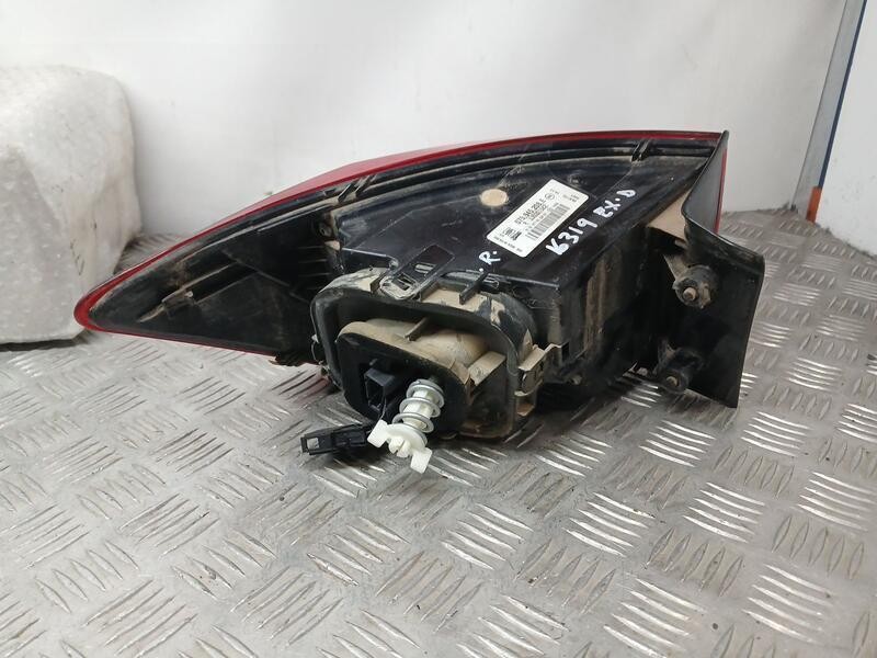 Recambio de piloto trasero derecho exterior para seat ateca (kh7) xperience referencia OEM IAM 575945208E  L90201682