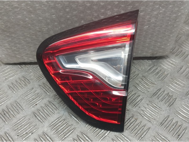 Recambio de piloto trasero derecho para renault captur limited referencia OEM IAM 265508073R  INTERIOR