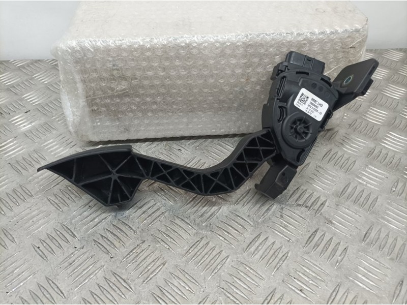 Recambio de potenciometro pedal para mitsubishi space star 120 kaiteki referencia OEM IAM 1600A093 6PV31202803 