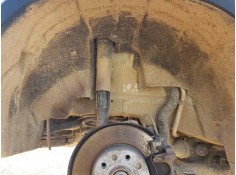 PLASTICO PASE RUEDA TRAS. DCH. 575810972H 