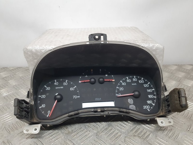 Recambio de cuadro instrumentos para fiat punto berlina (188) 1.2 8v elx (i) referencia OEM IAM 46753574 6063079909 