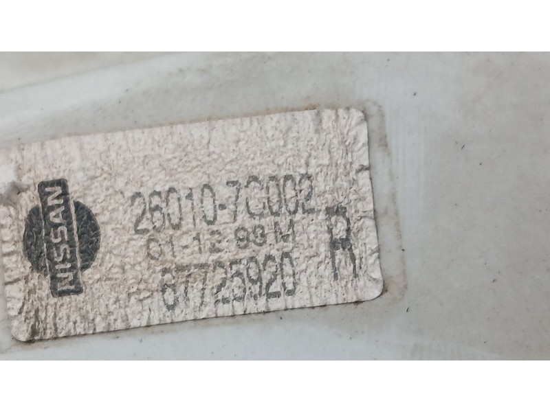 Recambio de faro derecho para nissan vanette cargo autobús (hc 23) 2.3 d referencia OEM IAM 260107C002  