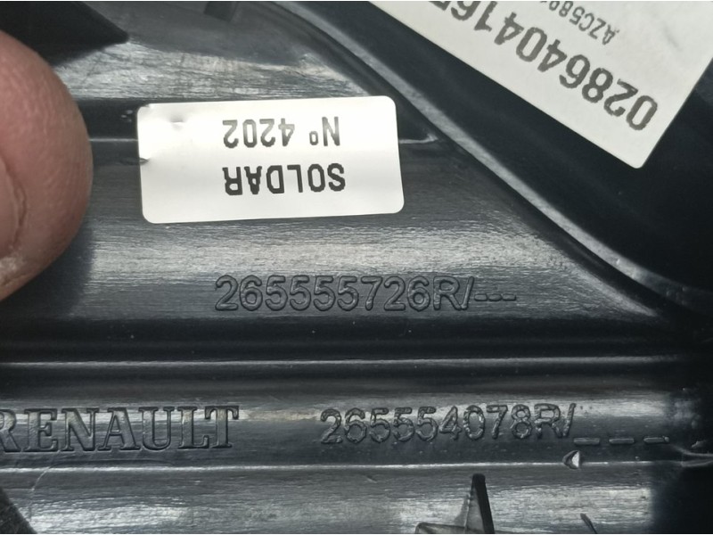 Recambio de piloto trasero izquierdo para renault captur limited referencia OEM IAM 265555726R  INTERIOR