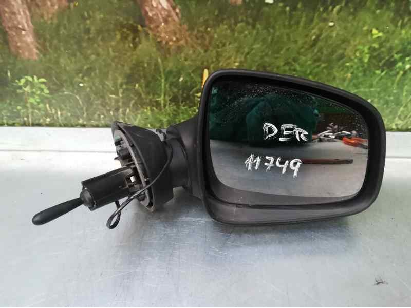 Recambio de retrovisor derecho para dacia duster laureate 4x2 referencia OEM IAM   C MANDO