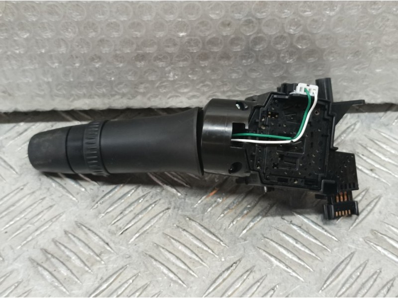 Recambio de mando limpia para mitsubishi space star 120 kaiteki referencia OEM IAM 8612A067  