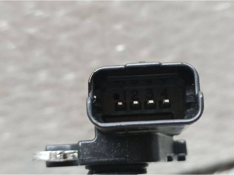 Recambio de caudalimetro para peugeot rifter access standard referencia OEM IAM 9677093080 AFH50M27 HITACHI