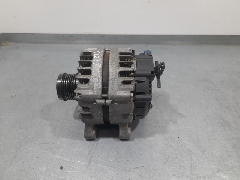 Recambio de alternador para peugeot 308 ii (lb_, lp_, lw_, lh_, l3_) 1.6 hdi 100 referencia OEM IAM 9810525380 2624310D VALEO