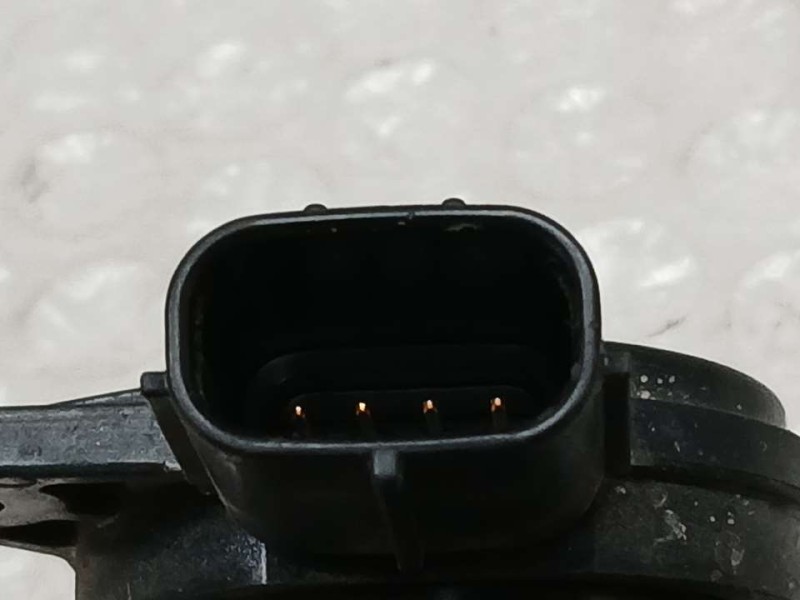 Recambio de caudalimetro para toyota land cruiser (j15) vx referencia OEM IAM 2220430030 1975000030 