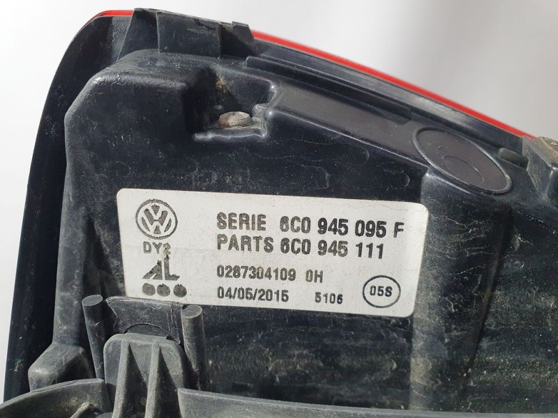 Recambio de piloto trasero izquierdo para volkswagen polo (6r1) 5 puertas referencia OEM IAM 6C0945095F  ROZADO