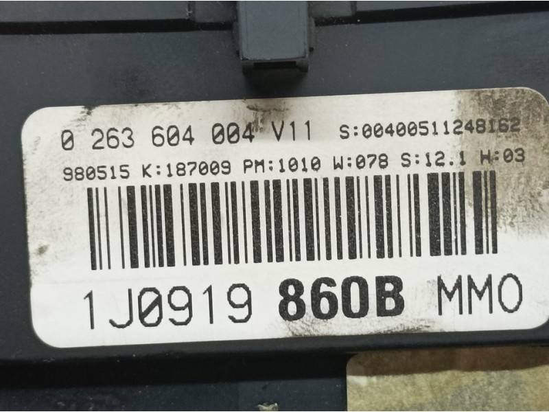 Recambio de cuadro instrumentos para volkswagen golf iv berlina (1j1) básico referencia OEM IAM 1J0919860B 0263604004 MOTOMETER