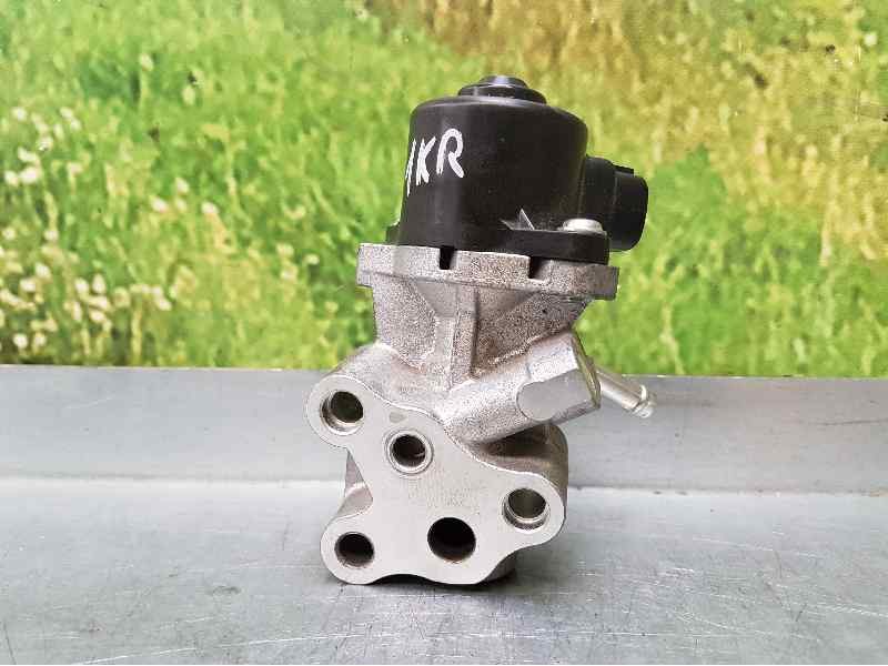 Recambio de valvula egr para toyota yaris 1.0 cat referencia OEM IAM   