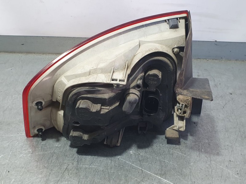 Recambio de piloto trasero derecho para audi a4 berlina (8e) 2.5 tdi referencia OEM IAM   EXTERIOR