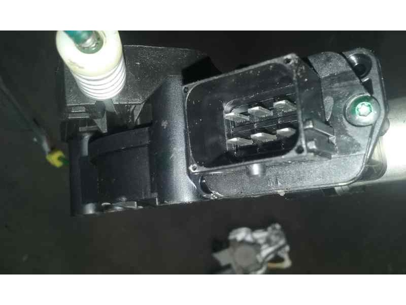 Recambio de elevalunas delantero derecho para opel corsa d catch me referencia OEM IAM  6 PINS ELECTRICO