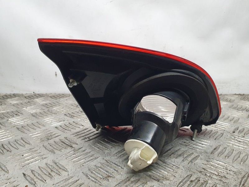 Recambio de piloto trasero derecho para nissan qashqai (j10) acenta referencia OEM IAM 26550JD800 89071064 INTERIOR