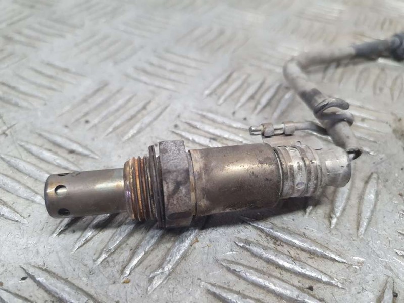 Recambio de sonda lambda para toyota auris active referencia OEM IAM 8946720100 DENSO 