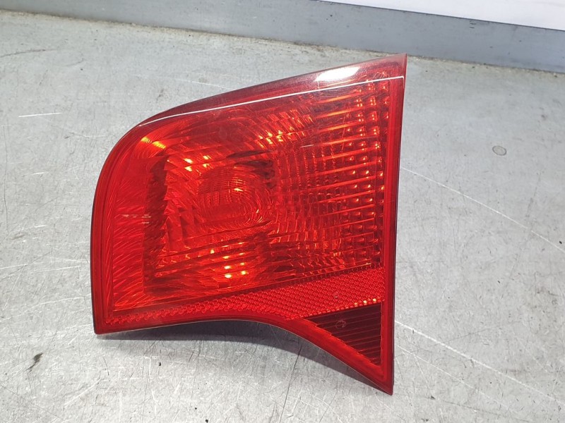 Recambio de piloto trasero derecho para audi a4 berlina (8e) 2.5 tdi referencia OEM IAM   INTERIOR